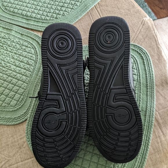 Fubu sneakers - Picture 6 of 7